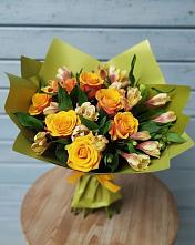 Букет цветов из:  Альстромерии и Розы в Целеево