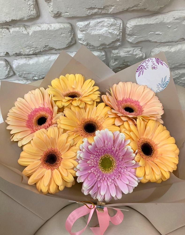 Букет цветов из: Герберы в Целеево