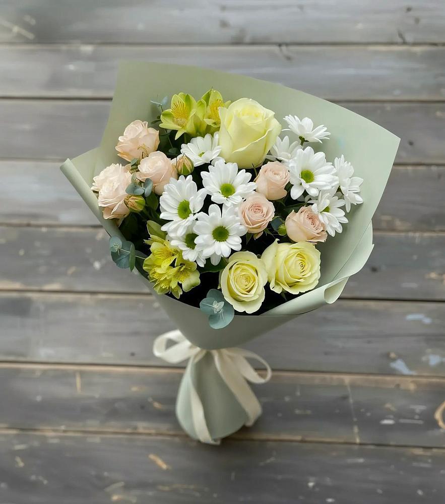Букет цветов из: Альстромерии, Розы и Хризантемы в Целеево