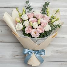 Букет цветов из:  Лизиантусы в Целеево