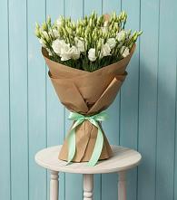 Букет цветов из:  Лизиантусы в Целеево