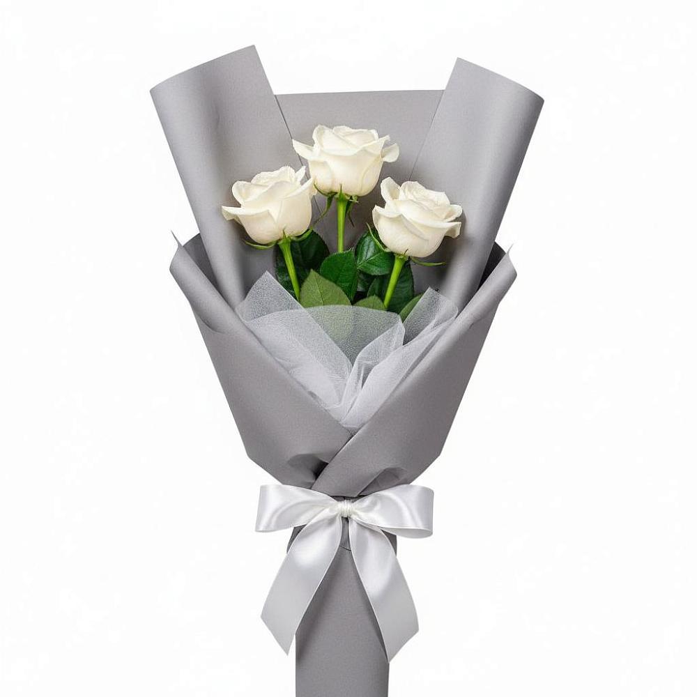Букет 3 белые розы в Целеево