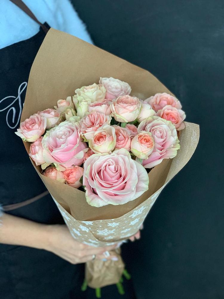 Букет цветов из: Хризантемы и Розы в Целеево