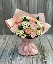Букет цветов из:  Гвоздики, Розы и Хризантемы в Целеево