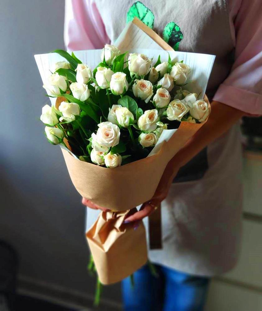 Букет цветов из: Розы в Целеево