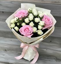 Букет цветов из:  Розы в Целеево
