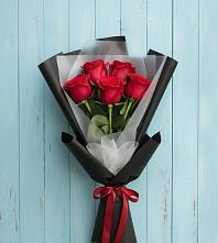 Букет цветов из:  Розы в Целеево