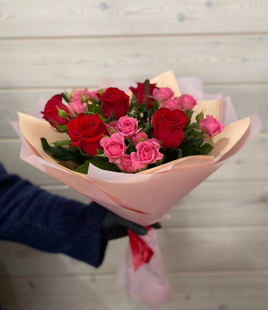 Букет цветов из: Розы в Целеево